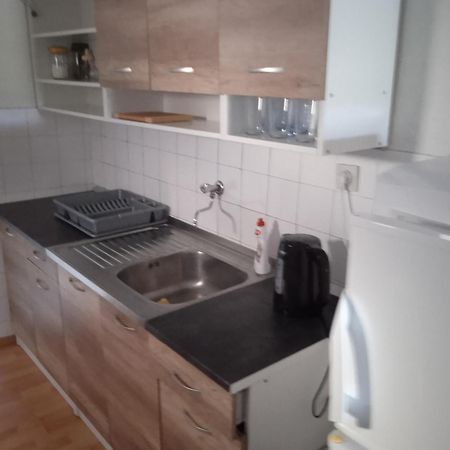 Apartment And Rooms Barbaric เนอุม ภายนอก รูปภาพ